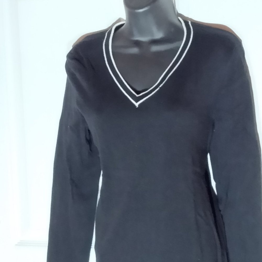 Tommy Hilfiger V-neck Sweater